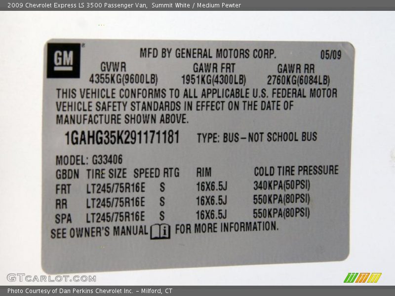 Summit White / Medium Pewter 2009 Chevrolet Express LS 3500 Passenger Van