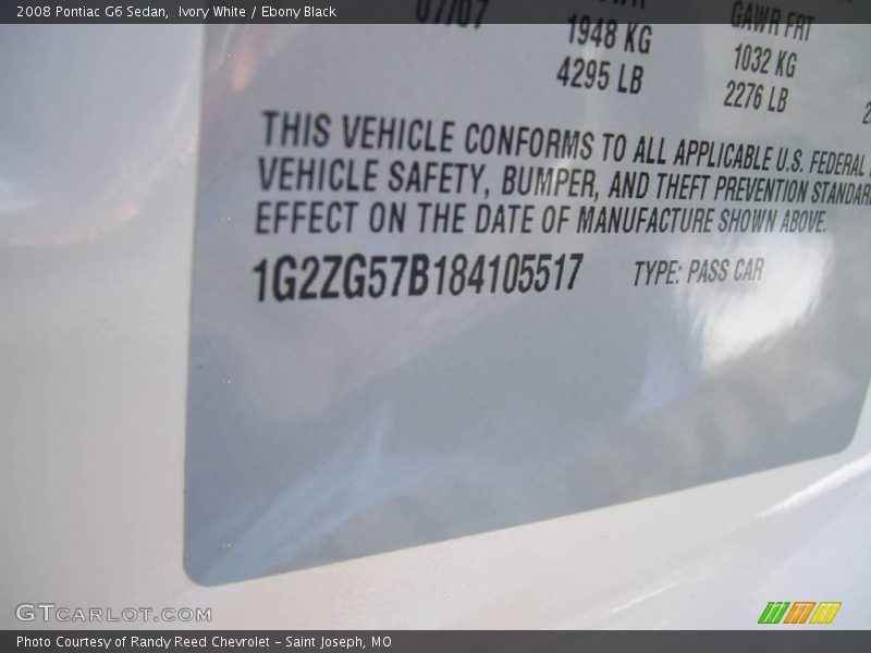 Ivory White / Ebony Black 2008 Pontiac G6 Sedan