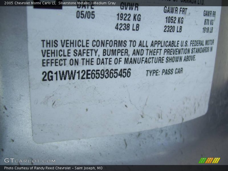 Silverstone Metallic / Medium Gray 2005 Chevrolet Monte Carlo LS