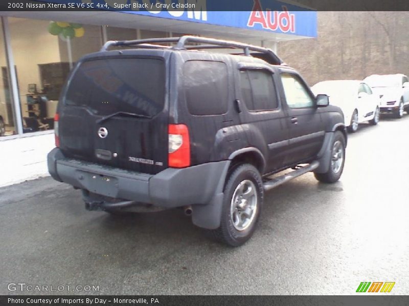 Super Black / Gray Celadon 2002 Nissan Xterra SE V6 SC 4x4