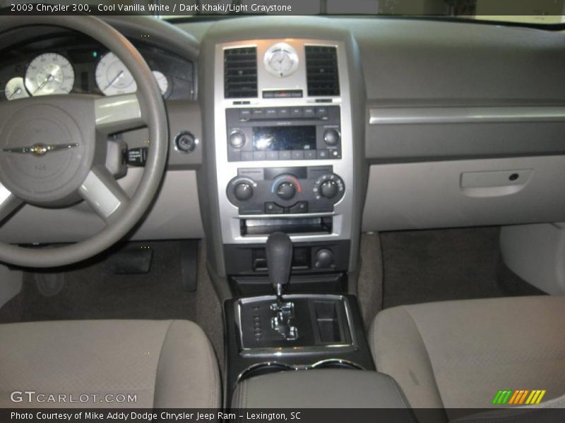 Cool Vanilla White / Dark Khaki/Light Graystone 2009 Chrysler 300