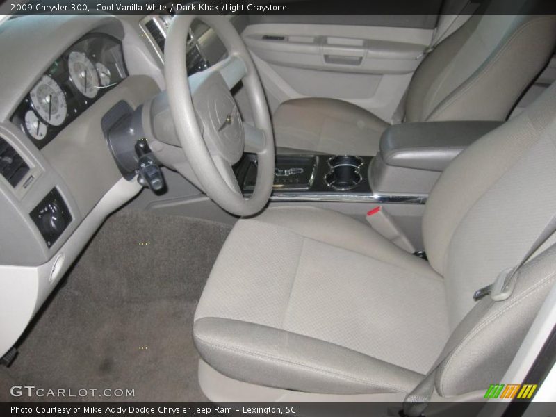Cool Vanilla White / Dark Khaki/Light Graystone 2009 Chrysler 300