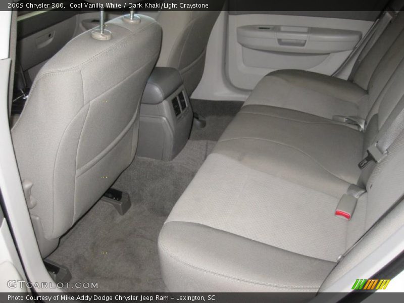 Cool Vanilla White / Dark Khaki/Light Graystone 2009 Chrysler 300