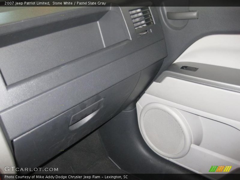 Stone White / Pastel Slate Gray 2007 Jeep Patriot Limited