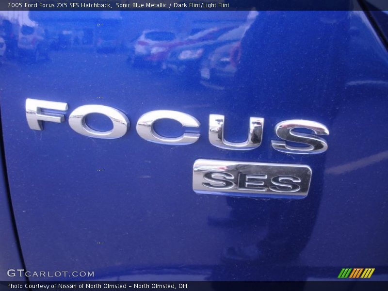 Sonic Blue Metallic / Dark Flint/Light Flint 2005 Ford Focus ZX5 SES Hatchback