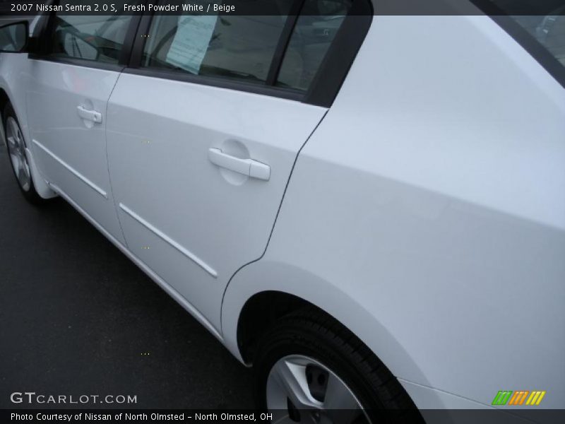 Fresh Powder White / Beige 2007 Nissan Sentra 2.0 S