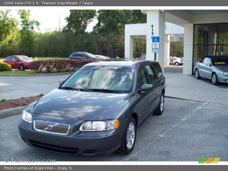 Titanium Gray Metallic / Taupe 2006 Volvo V70 2.4