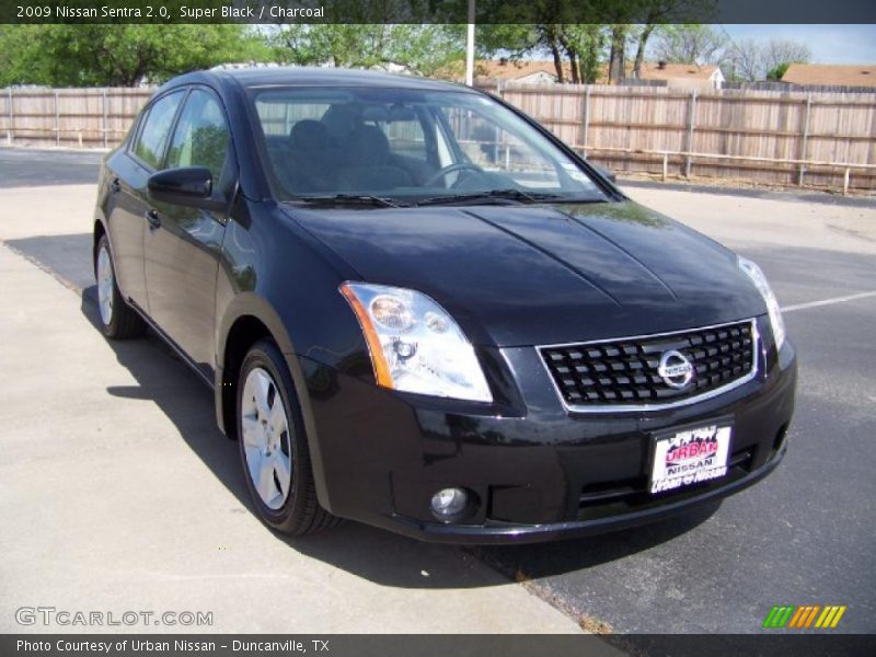Super Black / Charcoal 2009 Nissan Sentra 2.0
