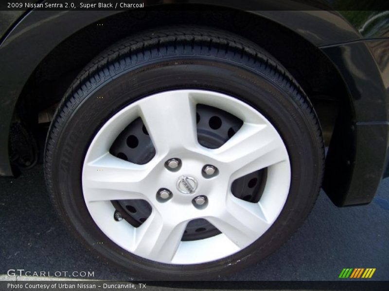Super Black / Charcoal 2009 Nissan Sentra 2.0
