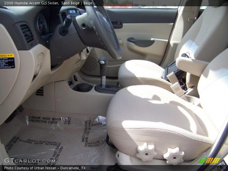 Sand Beige / Beige 2006 Hyundai Accent GLS Sedan
