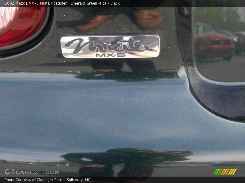 Emerald Green Mica / Black 2002 Mazda MX-5 Miata Roadster