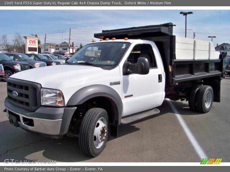 Oxford White / Medium Flint 2005 Ford F550 Super Duty XL Regular Cab 4x4 Chassis Dump Truck