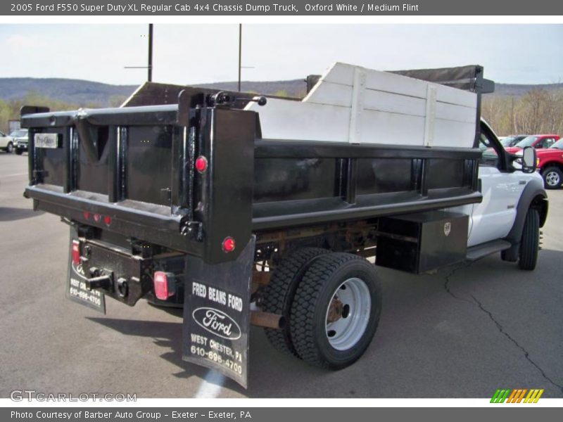 Oxford White / Medium Flint 2005 Ford F550 Super Duty XL Regular Cab 4x4 Chassis Dump Truck