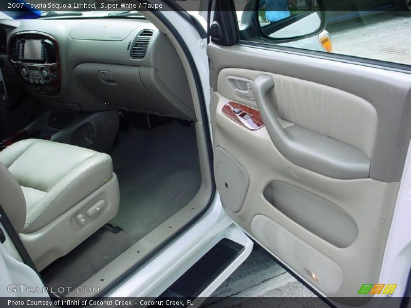 Super White / Taupe 2007 Toyota Sequoia Limited