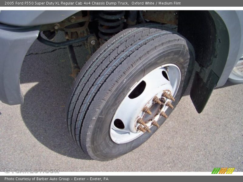 Oxford White / Medium Flint 2005 Ford F550 Super Duty XL Regular Cab 4x4 Chassis Dump Truck