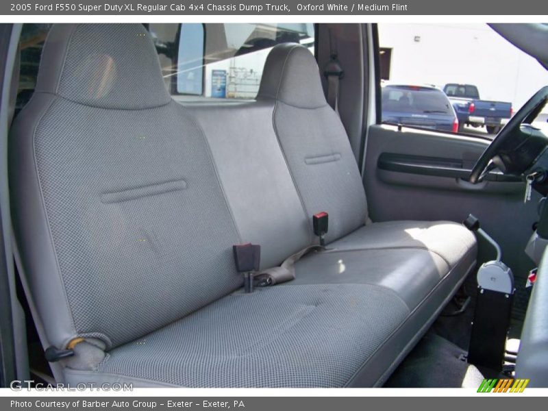 Oxford White / Medium Flint 2005 Ford F550 Super Duty XL Regular Cab 4x4 Chassis Dump Truck