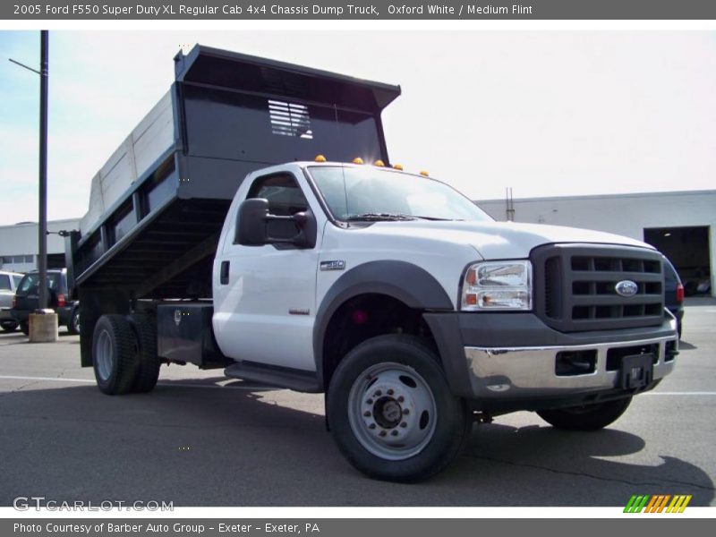 Oxford White / Medium Flint 2005 Ford F550 Super Duty XL Regular Cab 4x4 Chassis Dump Truck