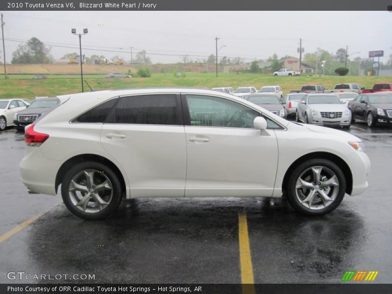 Blizzard White Pearl / Ivory 2010 Toyota Venza V6