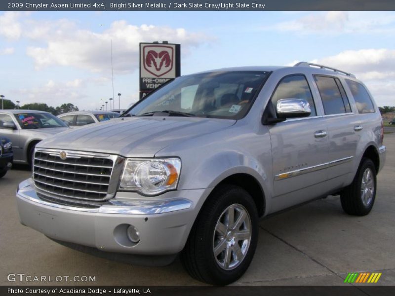 Bright Silver Metallic / Dark Slate Gray/Light Slate Gray 2009 Chrysler Aspen Limited 4x4
