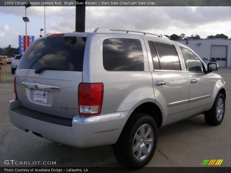 Bright Silver Metallic / Dark Slate Gray/Light Slate Gray 2009 Chrysler Aspen Limited 4x4