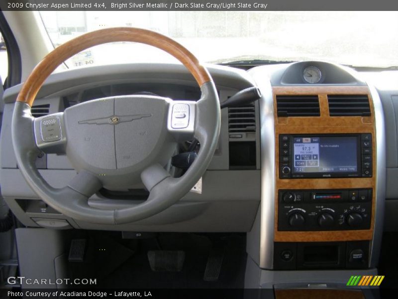 Bright Silver Metallic / Dark Slate Gray/Light Slate Gray 2009 Chrysler Aspen Limited 4x4