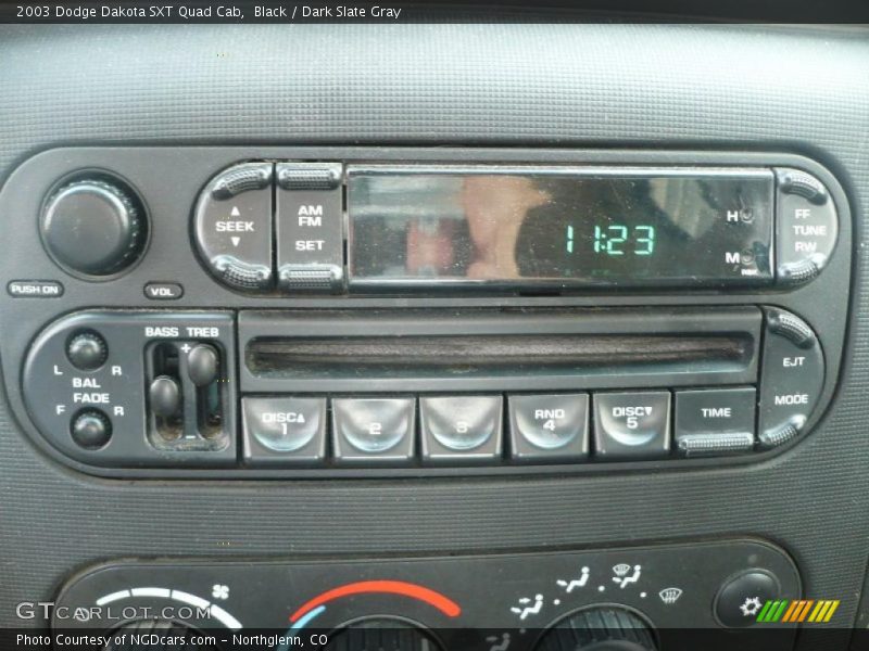 Black / Dark Slate Gray 2003 Dodge Dakota SXT Quad Cab