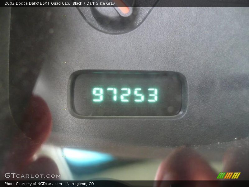 Black / Dark Slate Gray 2003 Dodge Dakota SXT Quad Cab