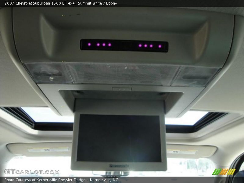 Summit White / Ebony 2007 Chevrolet Suburban 1500 LT 4x4