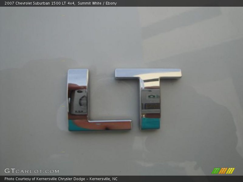 Summit White / Ebony 2007 Chevrolet Suburban 1500 LT 4x4