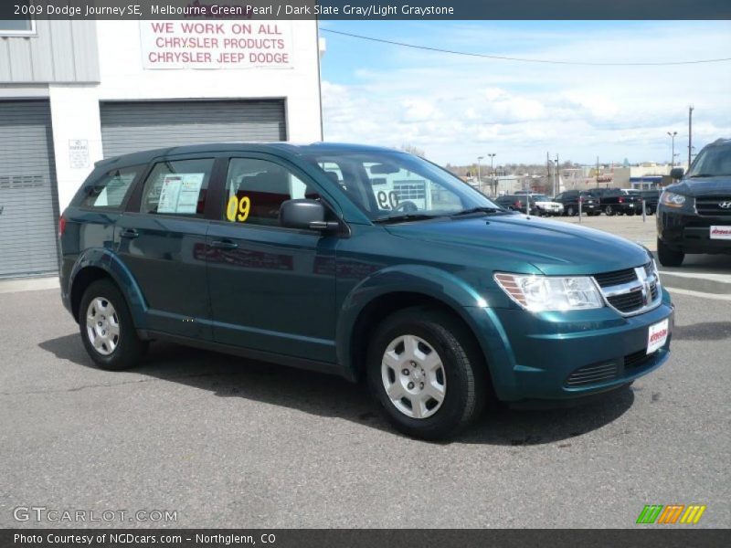 Melbourne Green Pearl / Dark Slate Gray/Light Graystone 2009 Dodge Journey SE