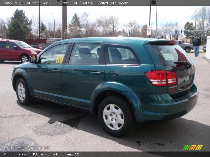 Melbourne Green Pearl / Dark Slate Gray/Light Graystone 2009 Dodge Journey SE