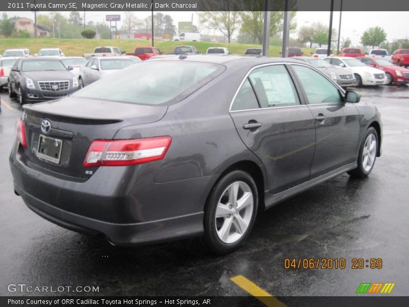 Magnetic Gray Metallic / Dark Charcoal 2011 Toyota Camry SE