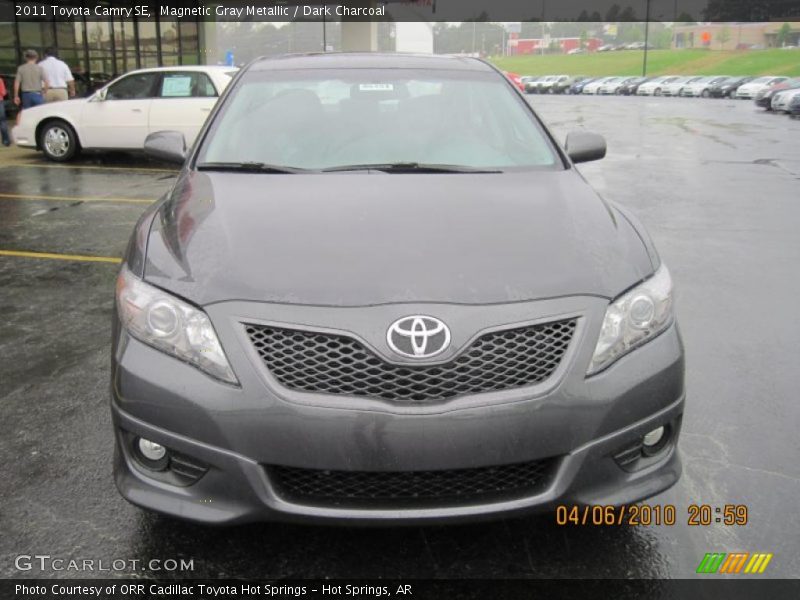 Magnetic Gray Metallic / Dark Charcoal 2011 Toyota Camry SE