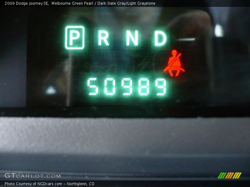 Melbourne Green Pearl / Dark Slate Gray/Light Graystone 2009 Dodge Journey SE