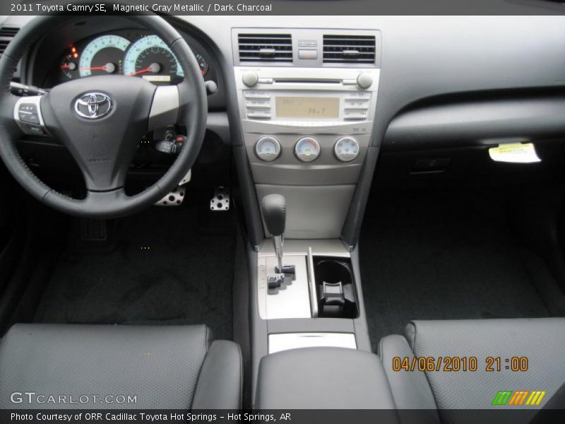 Magnetic Gray Metallic / Dark Charcoal 2011 Toyota Camry SE