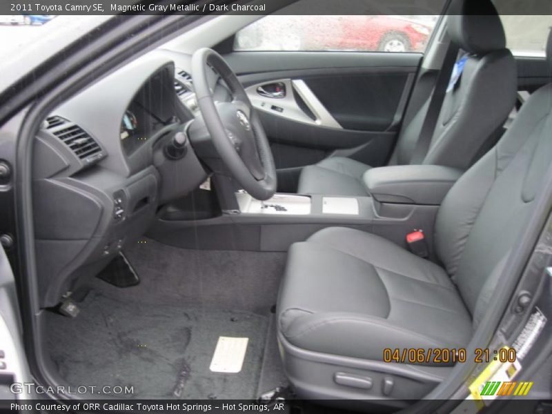 Magnetic Gray Metallic / Dark Charcoal 2011 Toyota Camry SE
