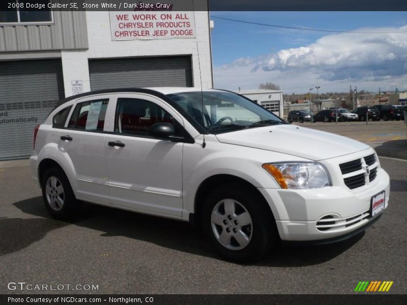 Stone White / Dark Slate Gray 2008 Dodge Caliber SE