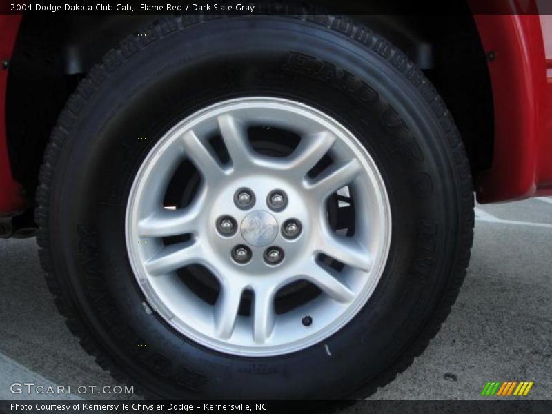 Flame Red / Dark Slate Gray 2004 Dodge Dakota Club Cab