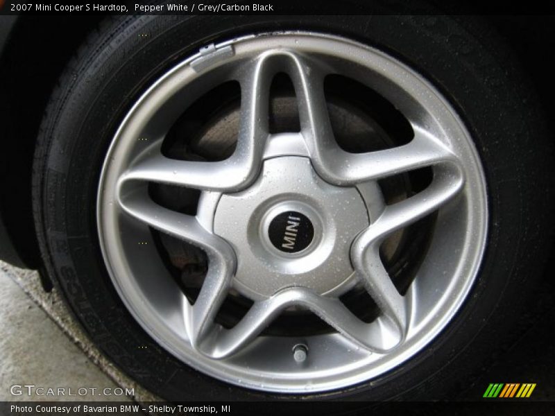 Pepper White / Grey/Carbon Black 2007 Mini Cooper S Hardtop