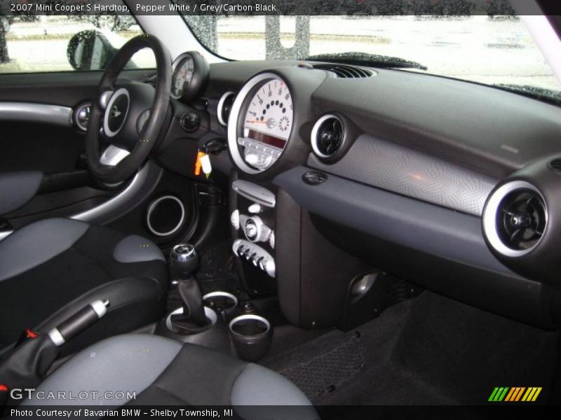 Pepper White / Grey/Carbon Black 2007 Mini Cooper S Hardtop