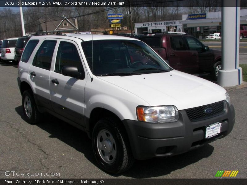 Oxford White / Medium Dark Flint 2003 Ford Escape XLS V6 4WD