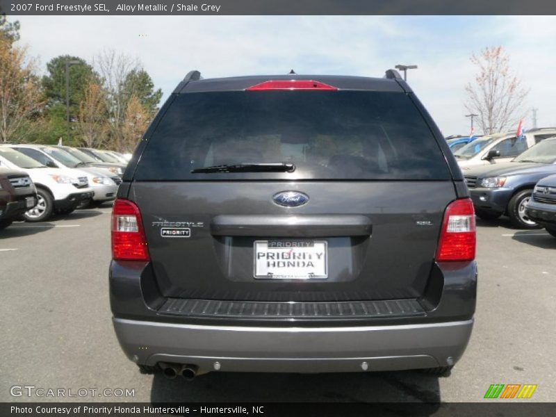 Alloy Metallic / Shale Grey 2007 Ford Freestyle SEL