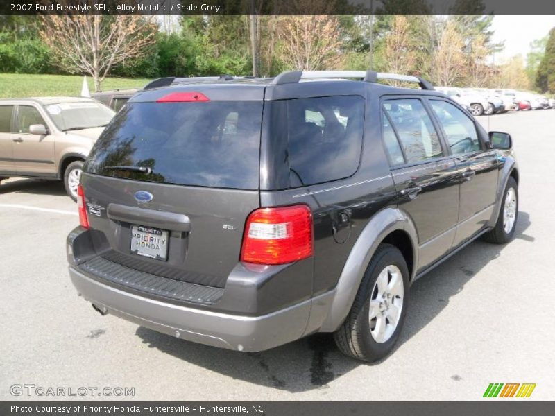 Alloy Metallic / Shale Grey 2007 Ford Freestyle SEL