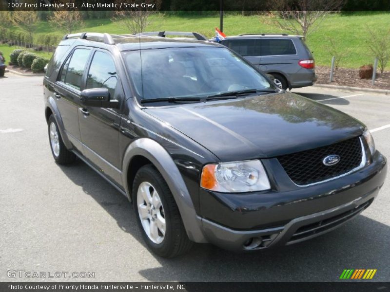Alloy Metallic / Shale Grey 2007 Ford Freestyle SEL