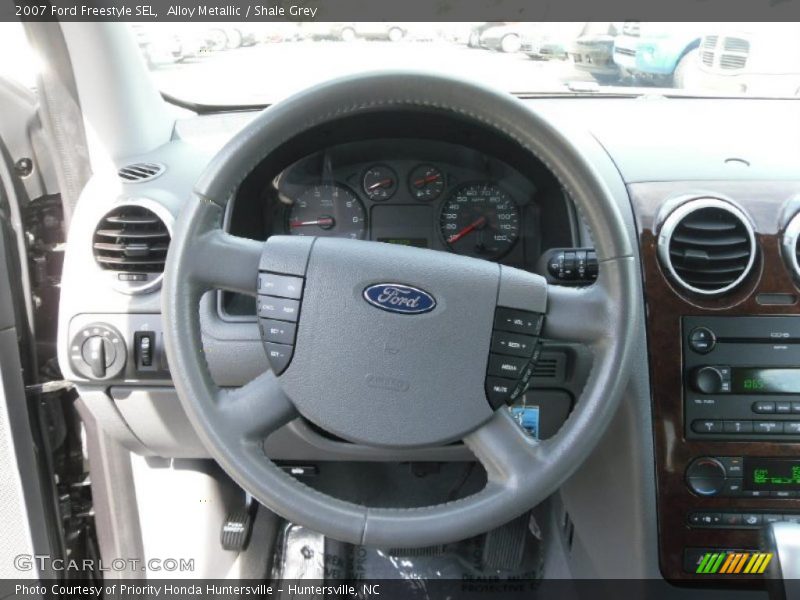 Alloy Metallic / Shale Grey 2007 Ford Freestyle SEL