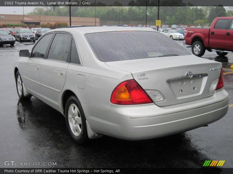 Lunar Mist Metallic / Grey 2002 Toyota Avalon XL