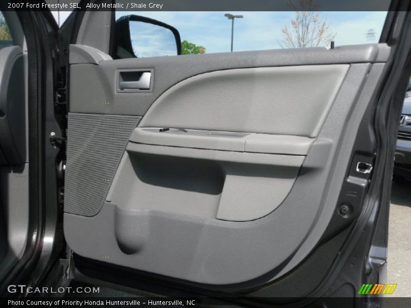 Alloy Metallic / Shale Grey 2007 Ford Freestyle SEL
