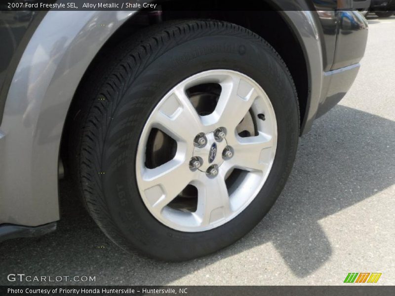 Alloy Metallic / Shale Grey 2007 Ford Freestyle SEL