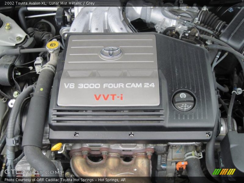 Lunar Mist Metallic / Grey 2002 Toyota Avalon XL