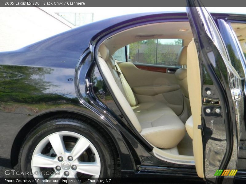 Black Onyx / Cashmere 2005 Lexus ES 330